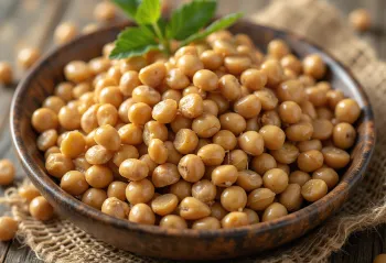 Gedroogde duivenerwten (pigeon peas) zaden