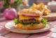 Pittige rundvleesburger met verse ingrediënten