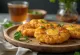 Auberginepakora, krokant en kruidig geserveerd