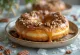 Pecan-taartdonuts vers geserveerd