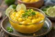 Zoetzure mango-limoensaus