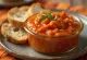 Ajvar met knoflook, rijke saus met rode paprika en aubergine